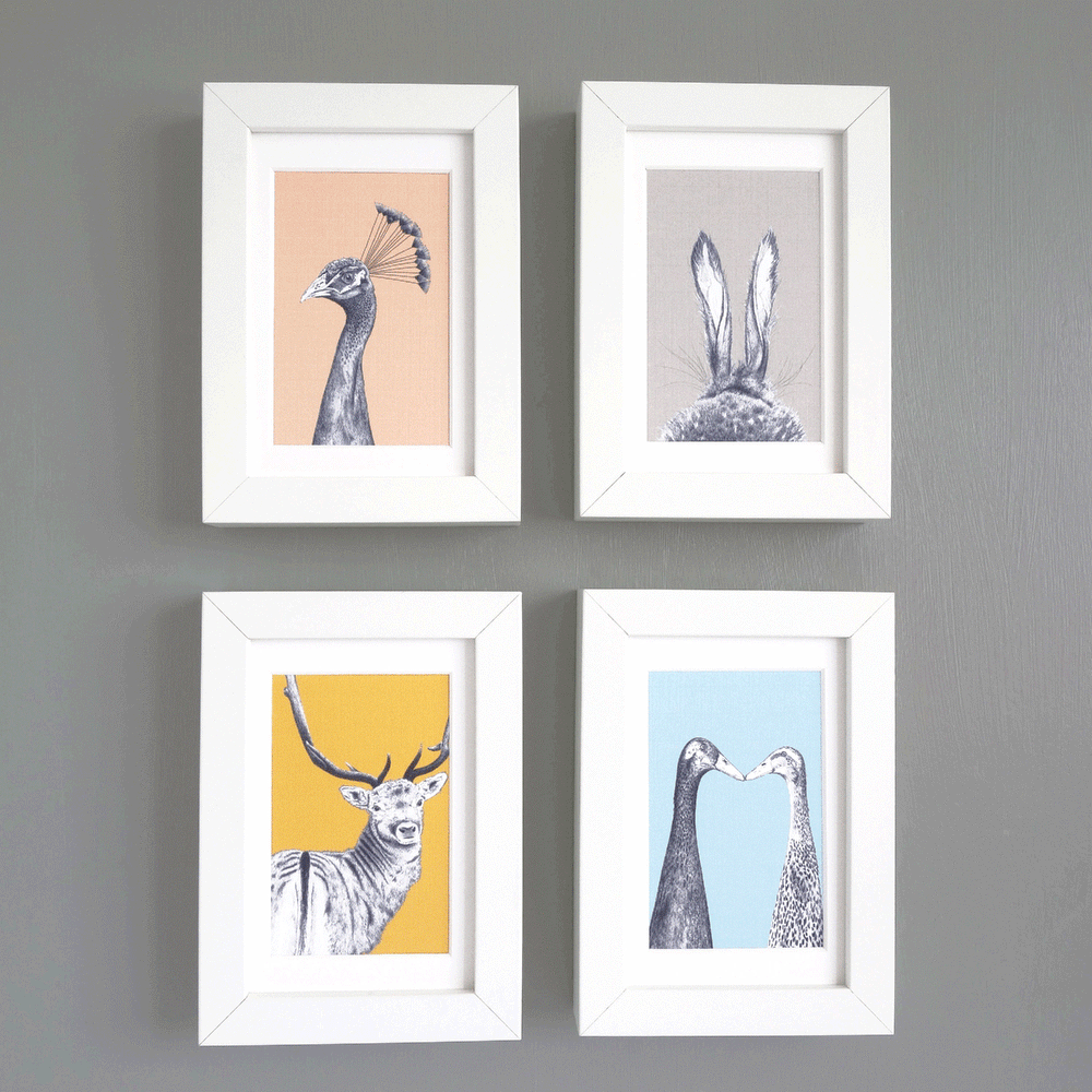 Hare Print 'The Runners no.1 Grey'